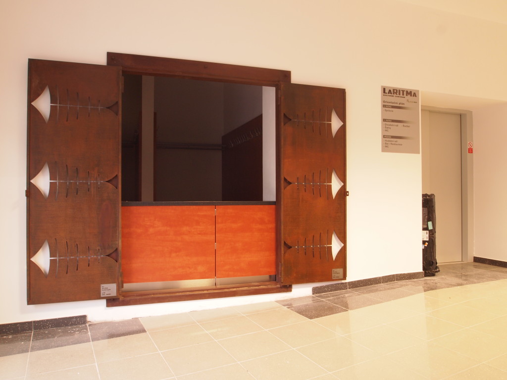 Železné dveře " Tři Lipani " , KC LaRitma